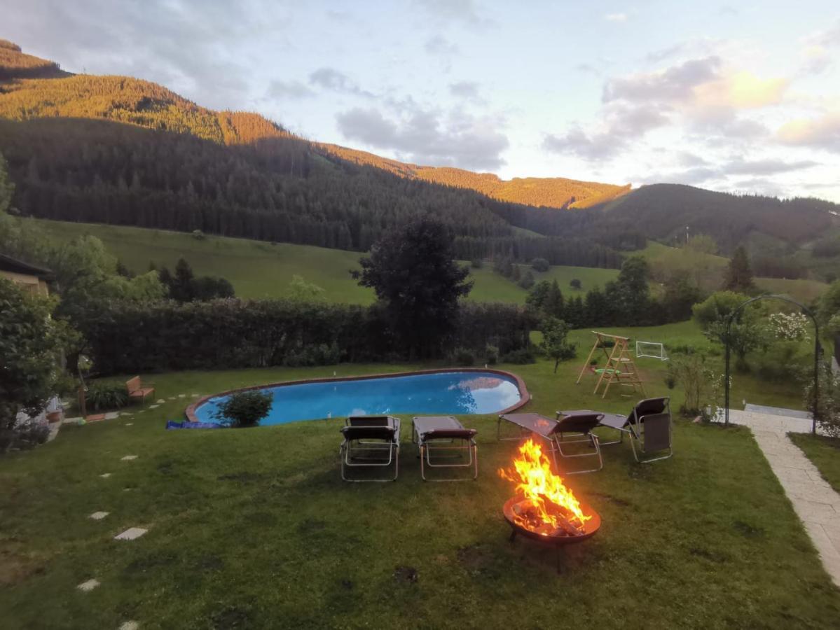 Pool, Pokale, Sauna, Billard, Kirche U. Viel Natur Vordernberg المظهر الخارجي الصورة